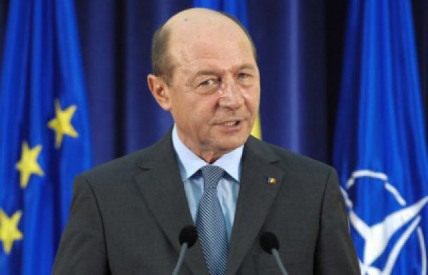 Băsescu la MAI: Refuzaţi dependenţa carierei de suportul vremelnic al unui politician!